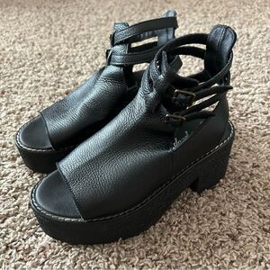 Free People Hallie Platform Open Toe Strappy Leather Sandals in Black Sze 36 5.5